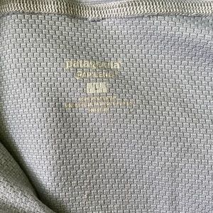 Mens large Patagonia pullover